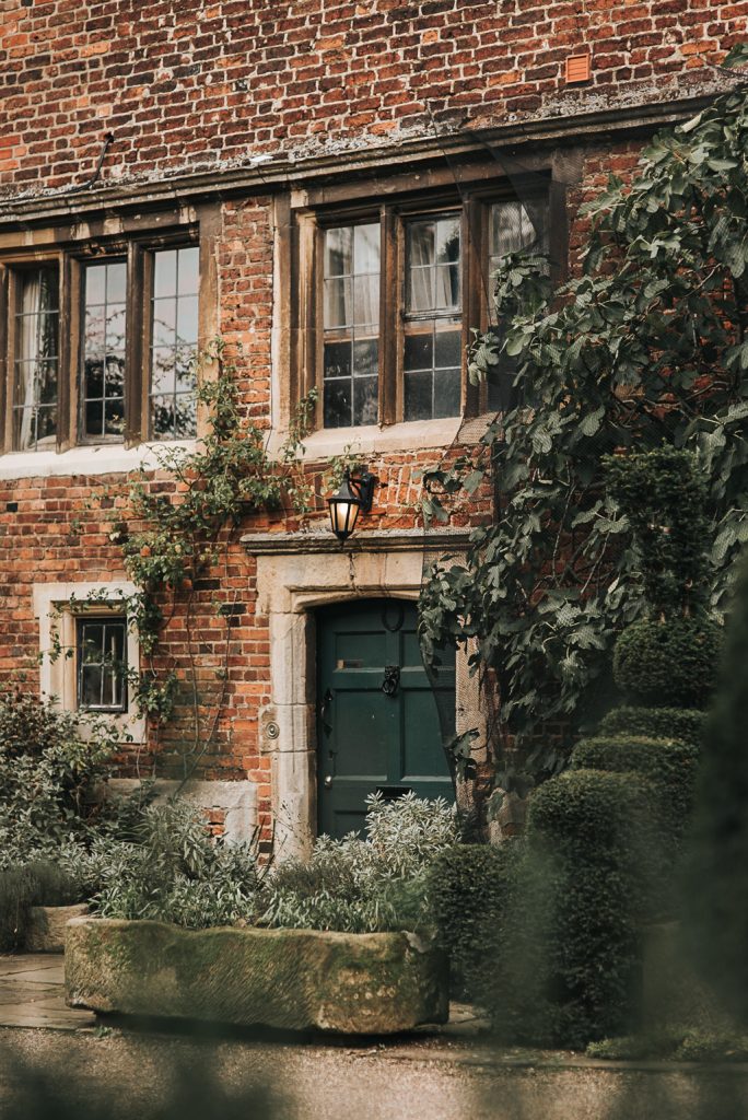 Doddington Hall wedding